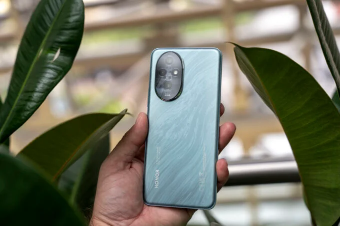 Honor 200