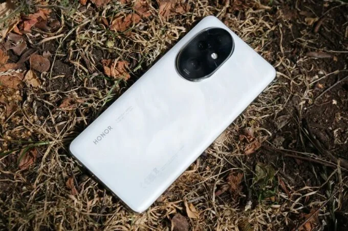 Honor 200