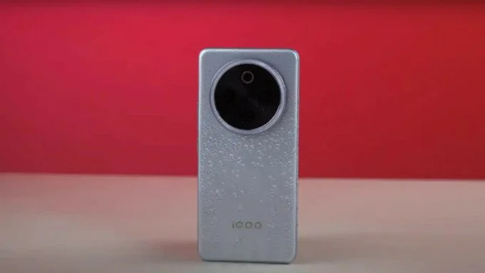 iQOO Z10