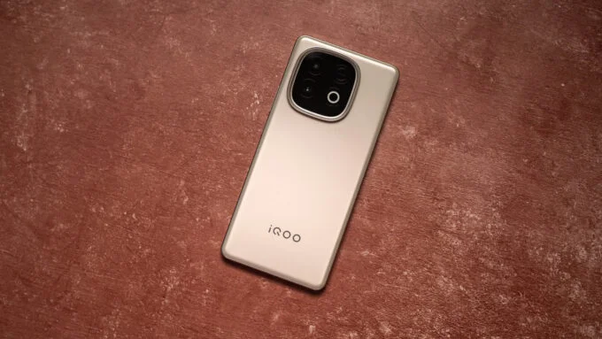 iQOO Neo 10