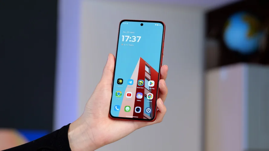 Смартфон Motorola S50