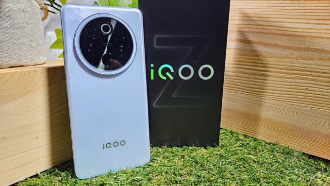 iQOO Z10