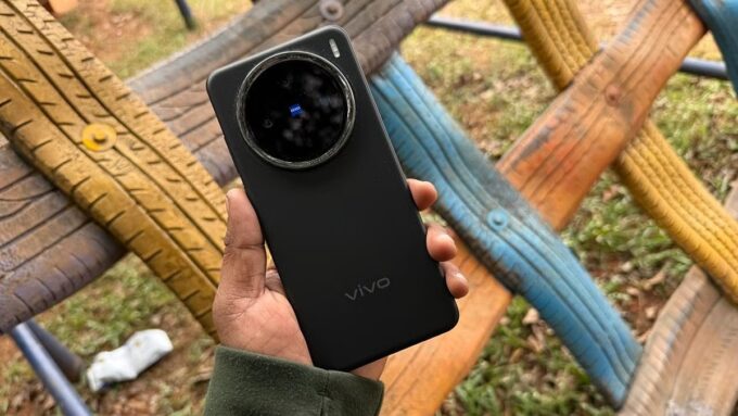 Vivo X200 