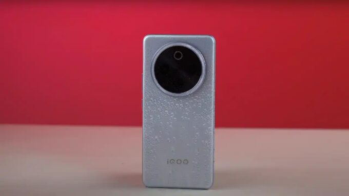 iQOO Z10