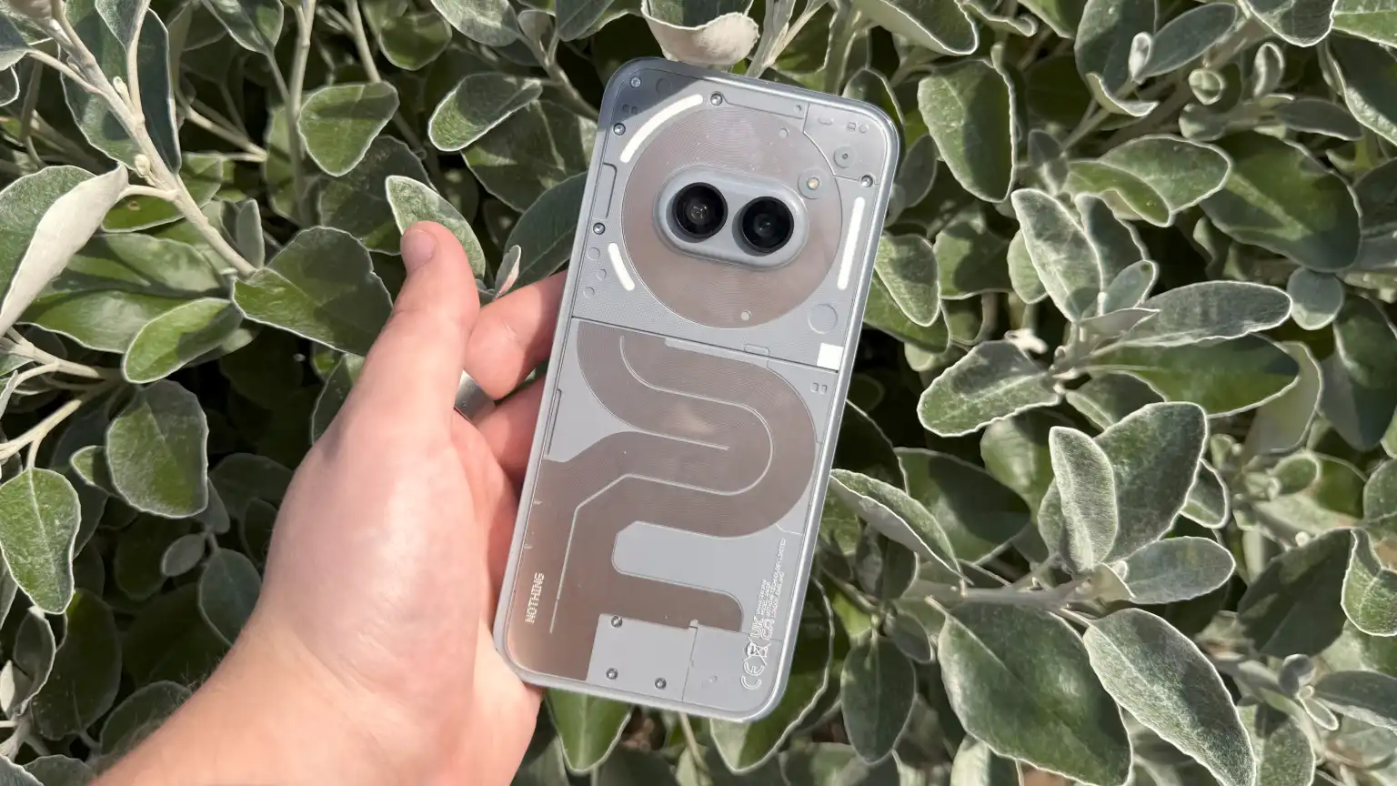 Смартфон Nothing Phone (2a) Plus