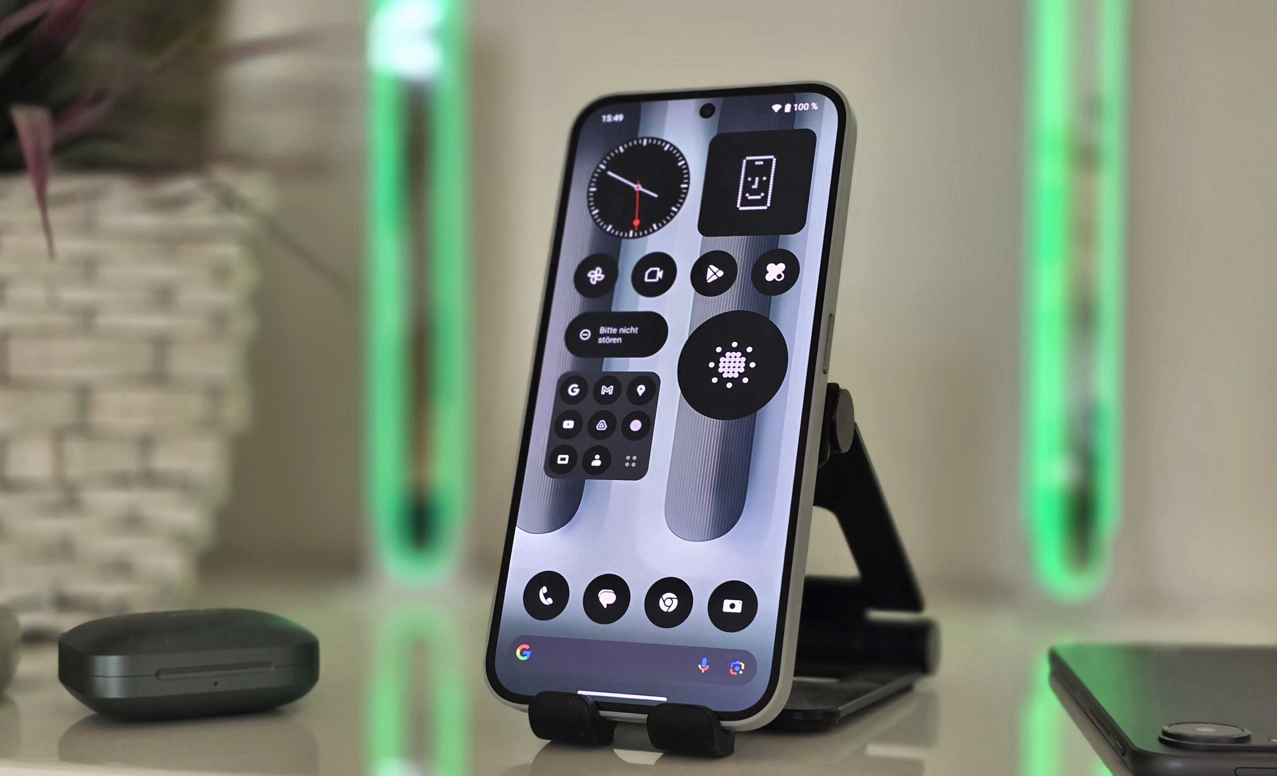 Смартфон Nothing Phone (2a) Plus