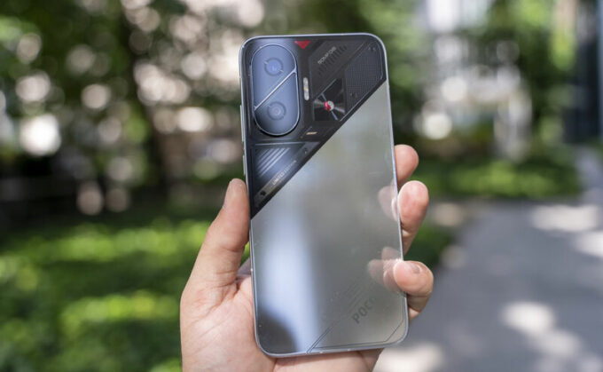 Xiaomi Poco F7 