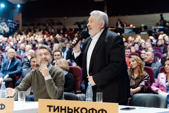 Юлий Гусман в жюри Высшей лиги КВН