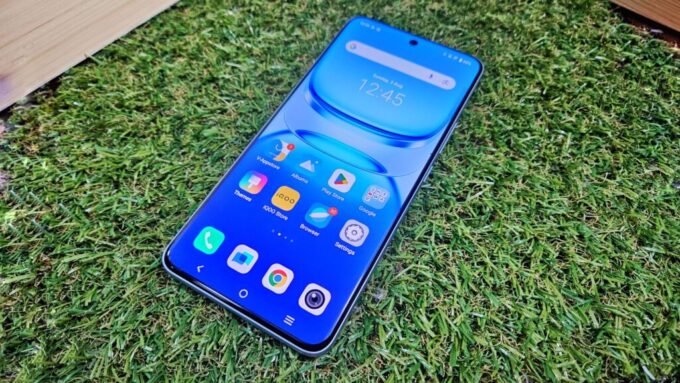 iQOO Z10 