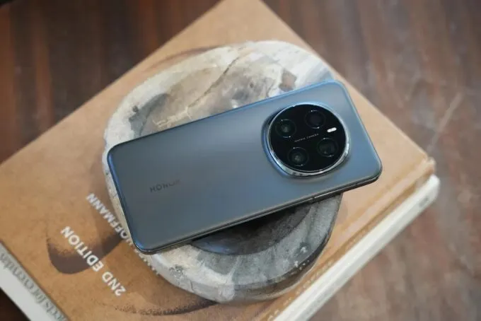 Honor Magic7 Pro