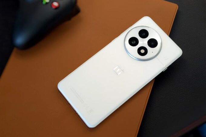 OnePlus 13