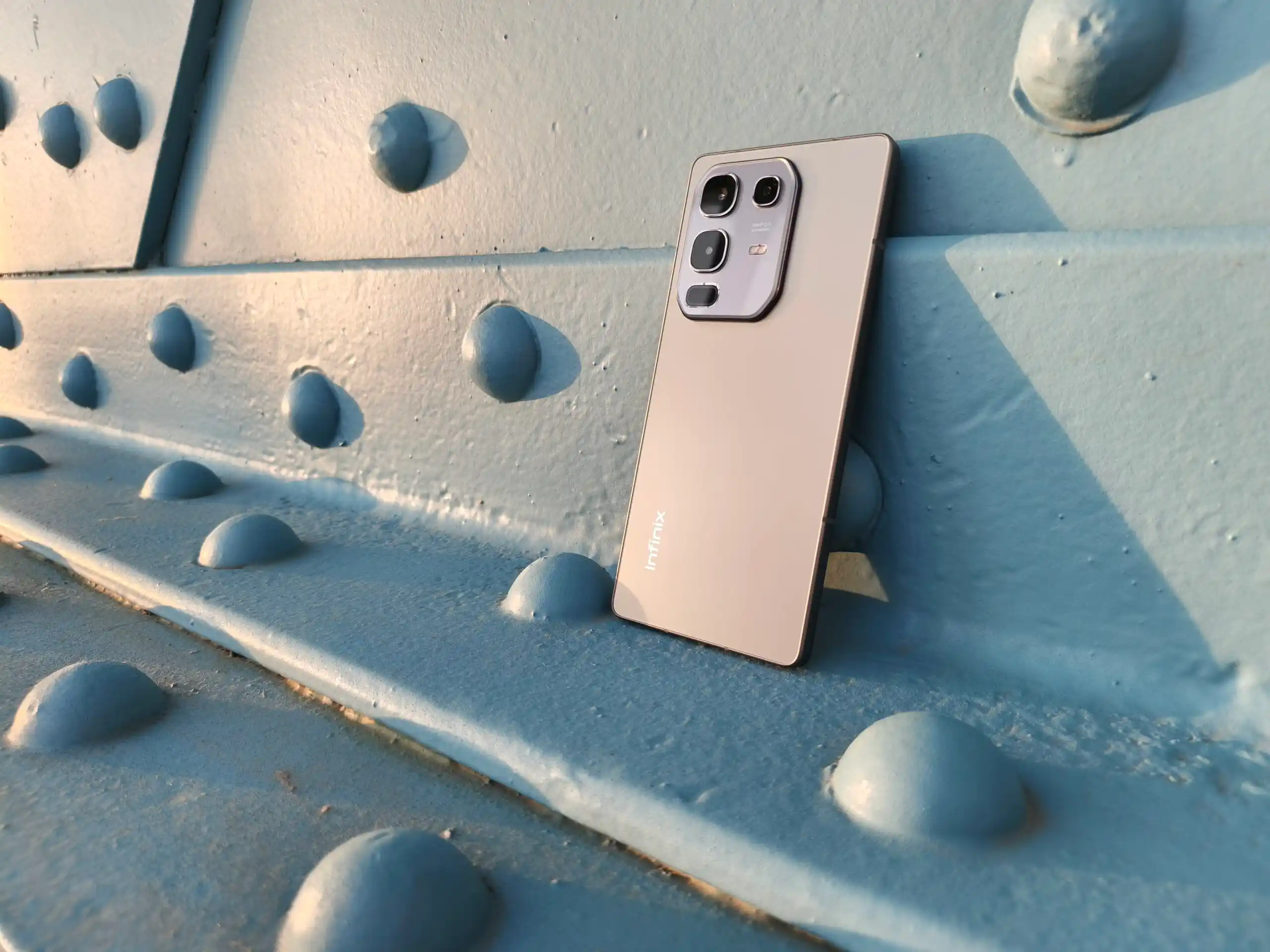 Смартфон Infinix Note 50