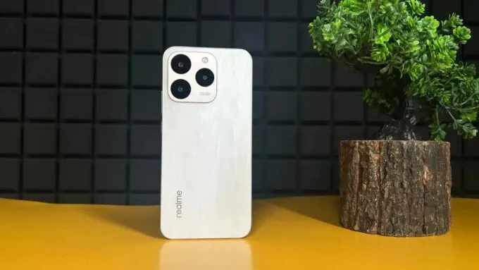 Realme 15T