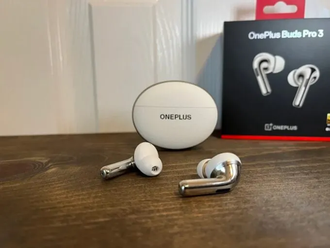 OnePlus Buds Pro 3
