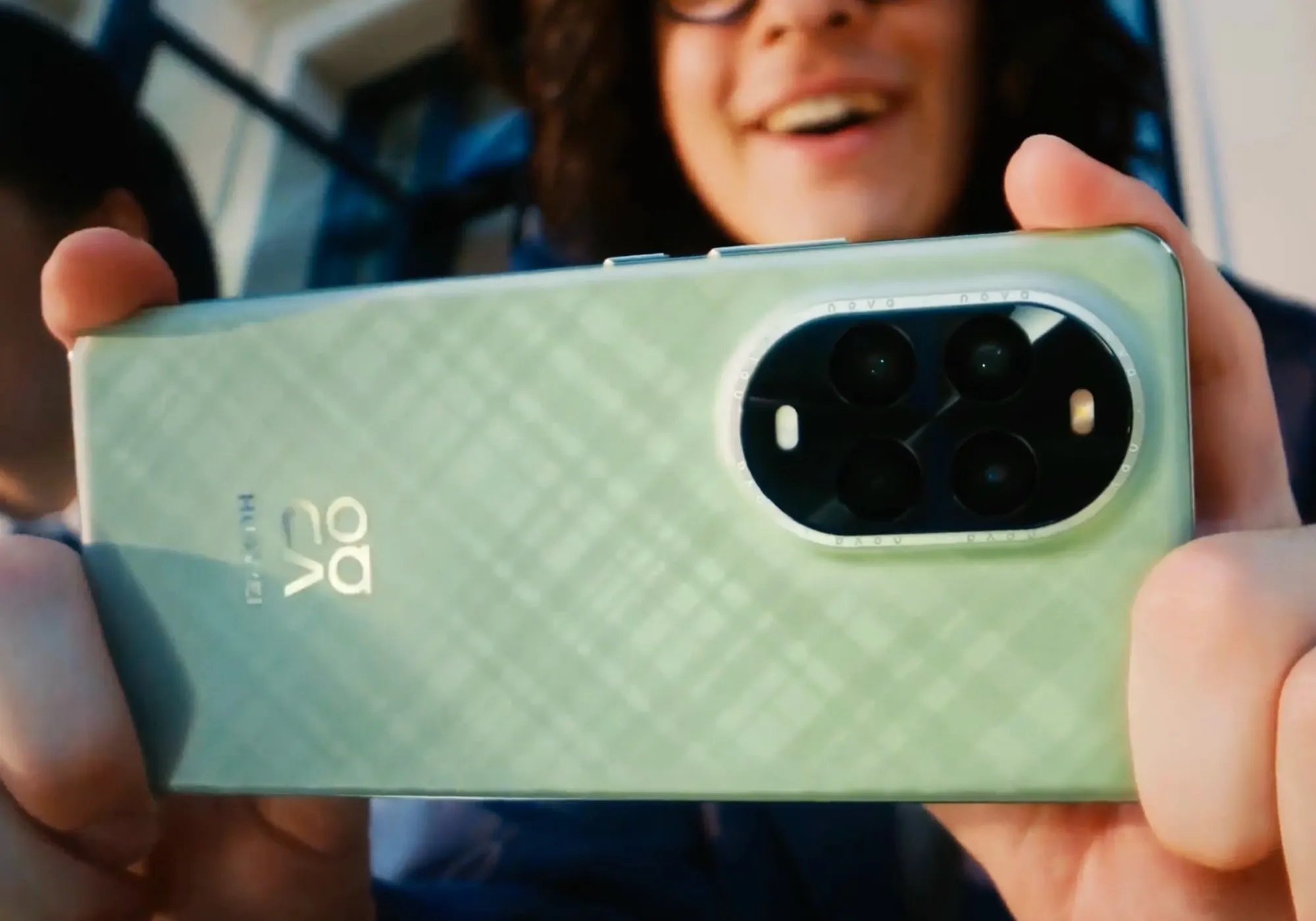 Смартфон Huawei Nova 13 Pro