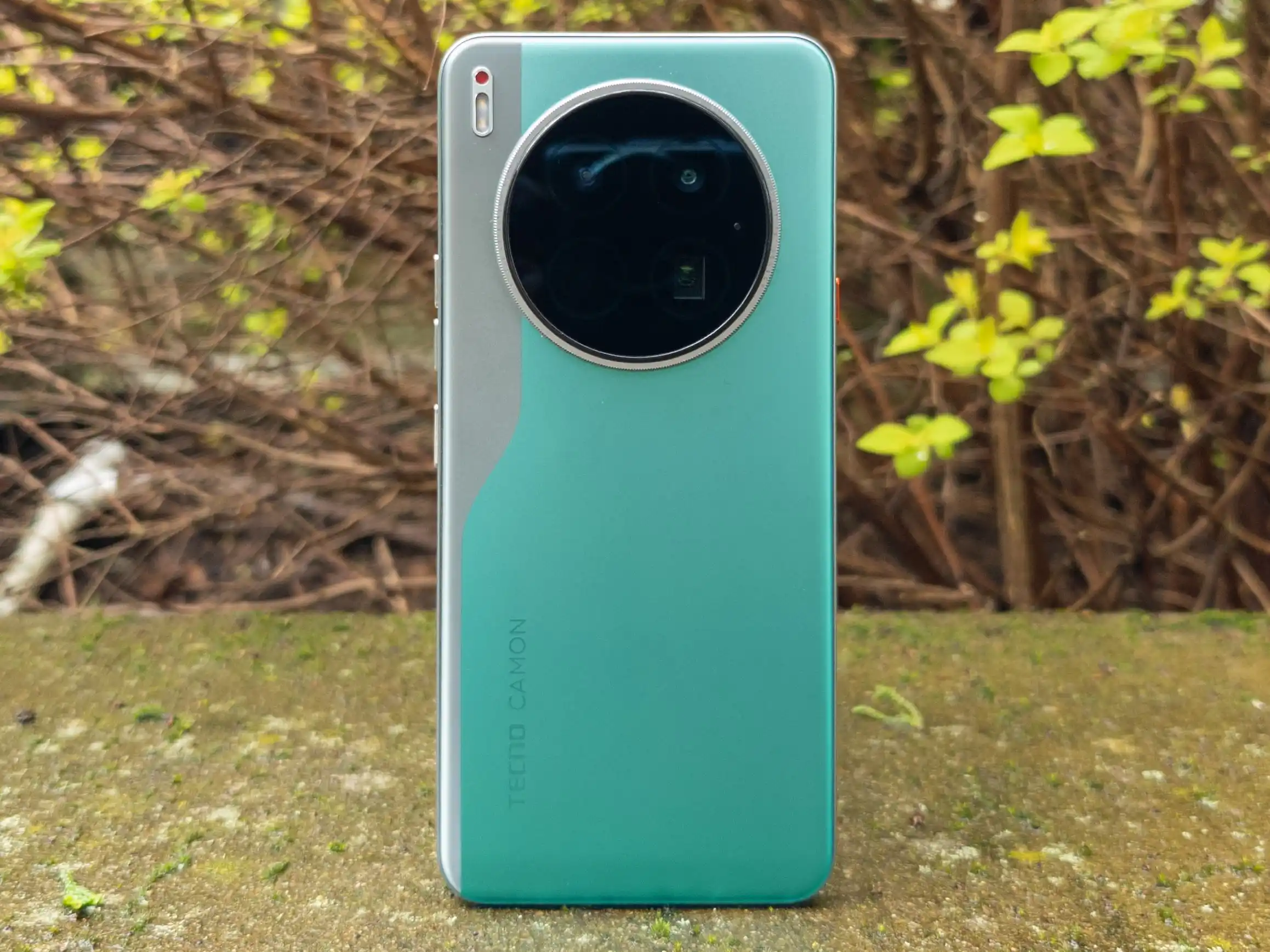 Смартфон Tecno Camon 40 Premier