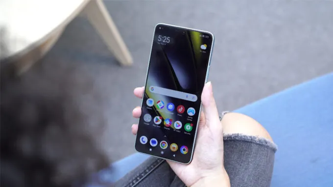 Xiaomi Poco F6