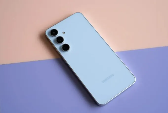 Samsung Galaxy S24 FE