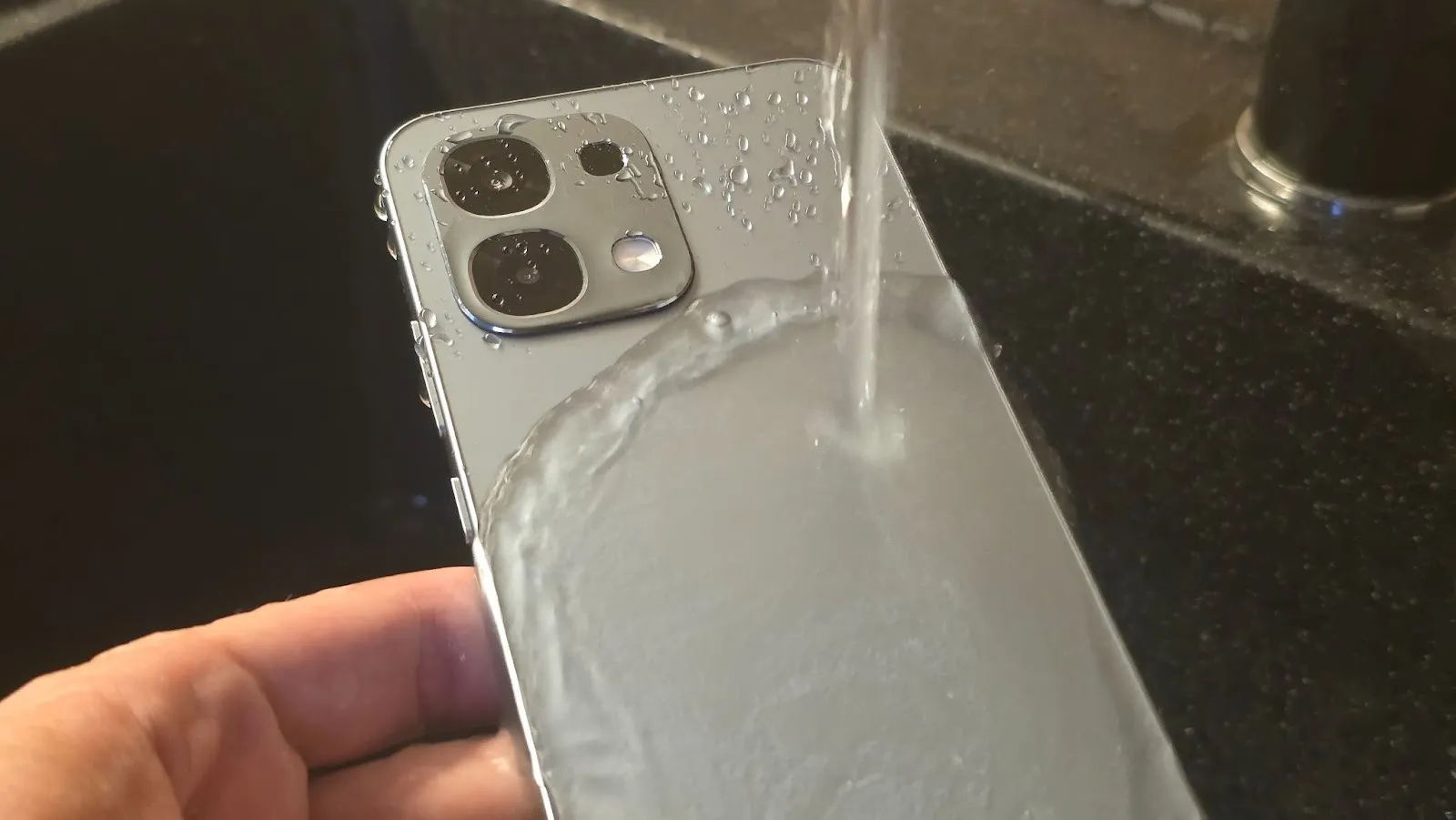 Смартфон Oppo A6 Pro