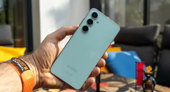 Samsung Galaxy S24 FE