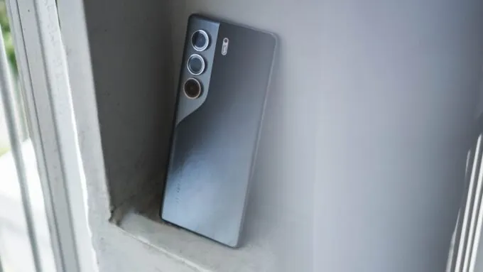 Tecno Camon 40 Pro 5G 