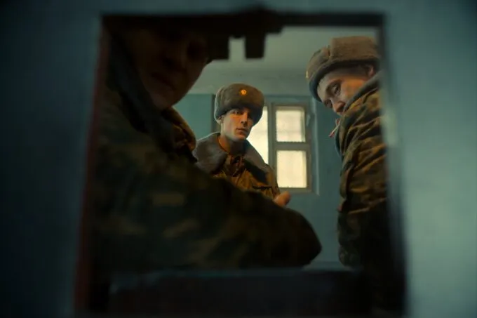 Иван Янковский в сериале «Аутсорс»