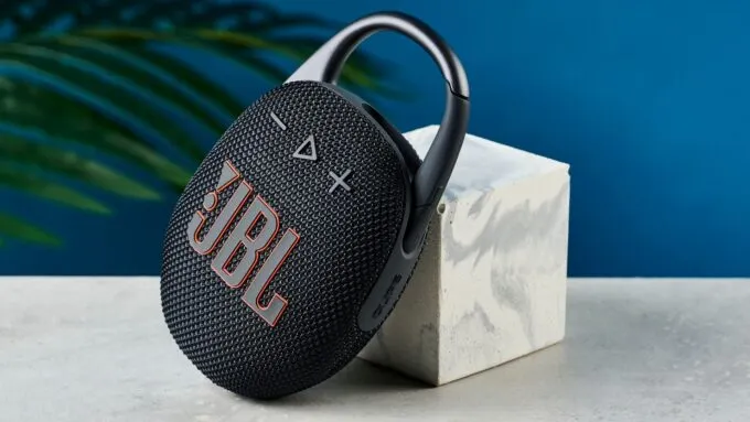 JBL Clip 5