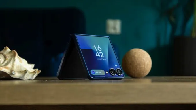 Samsung Galaxy Z Flip7