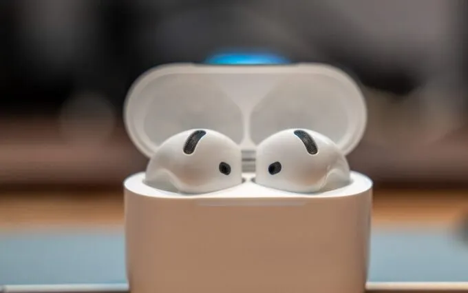 AirPods 4 ANC 