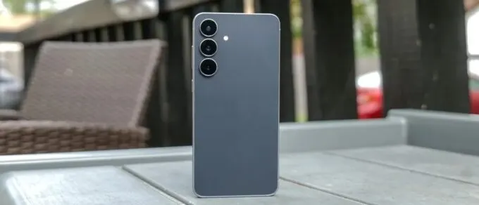 Samsung Galaxy S25 FE