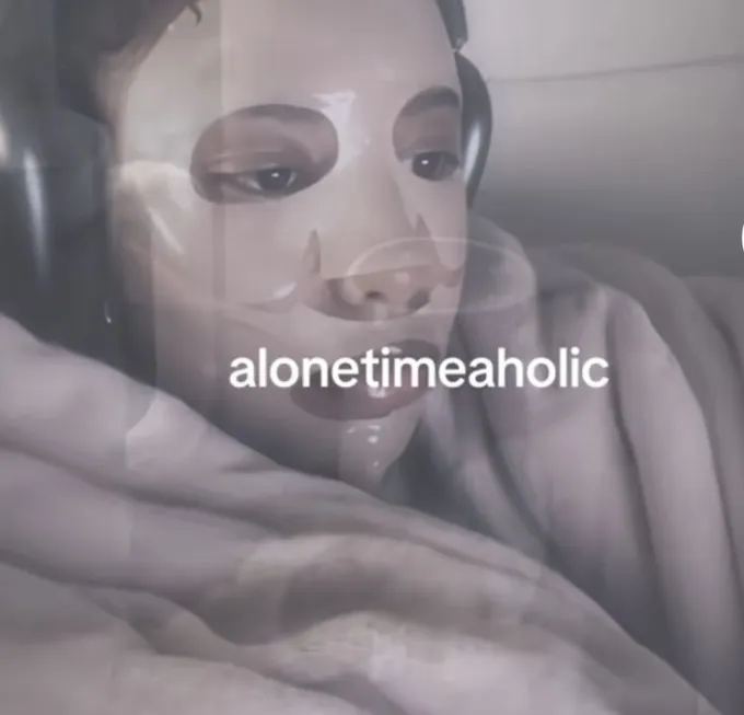 Что означает -aholic на сленге зумеров?