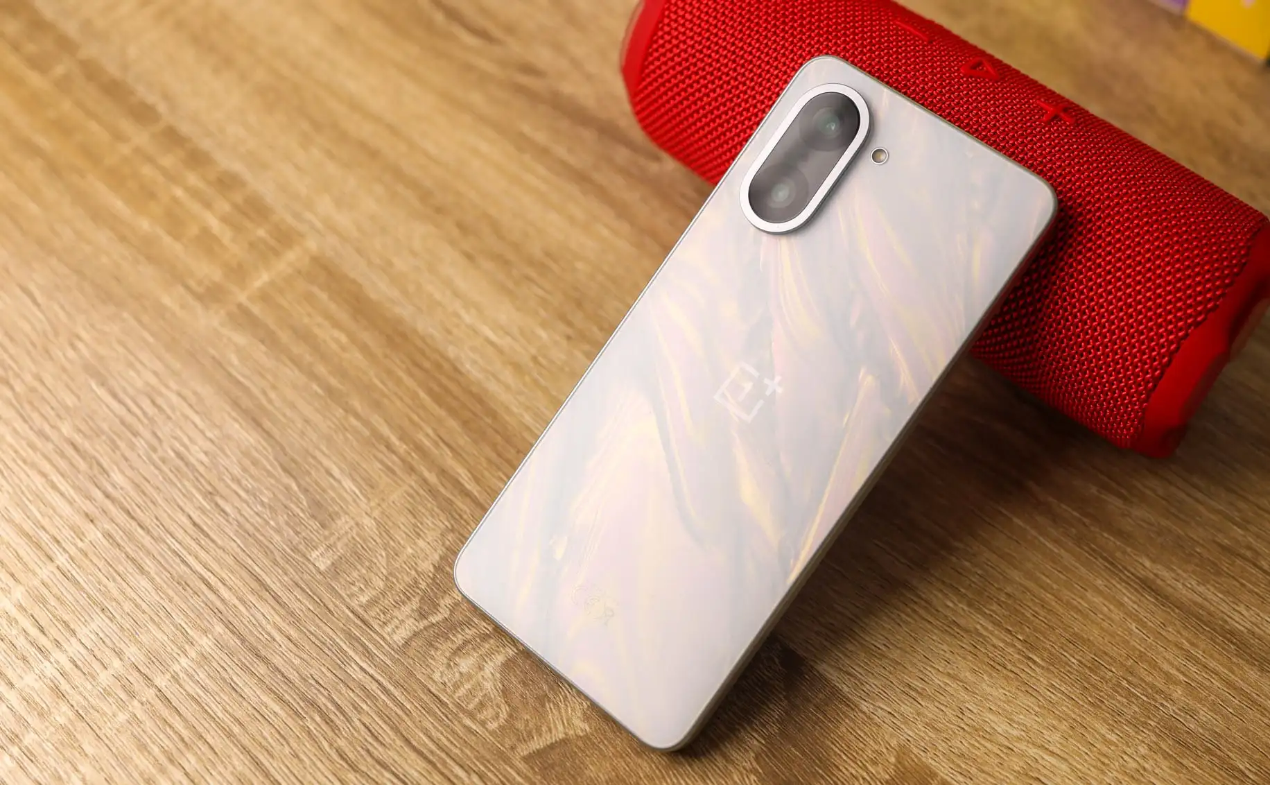 Этот OnePlus — самый сбалансированный смартфон бренда. Его сейчас отдают за бесценок 