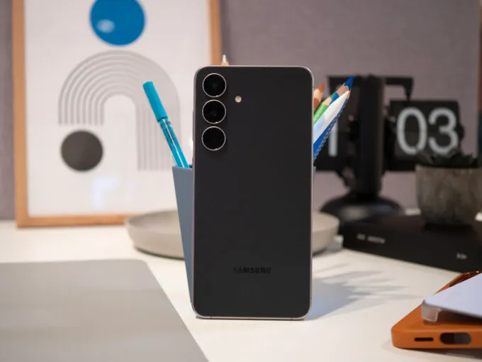 Samsung Galaxy S25 FE