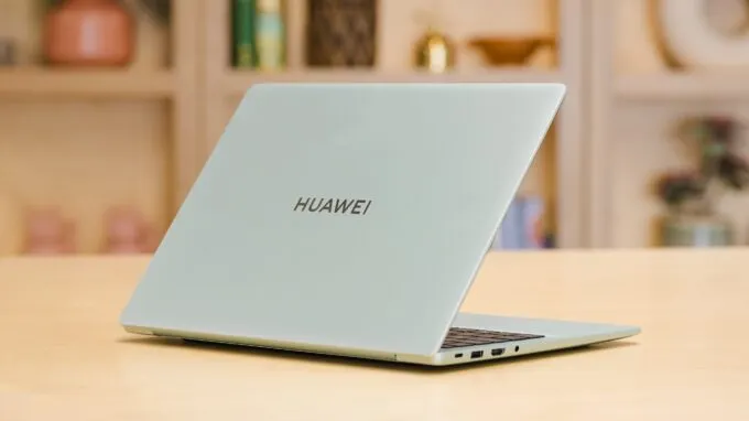 Huawei MateBook 14 (2024) 