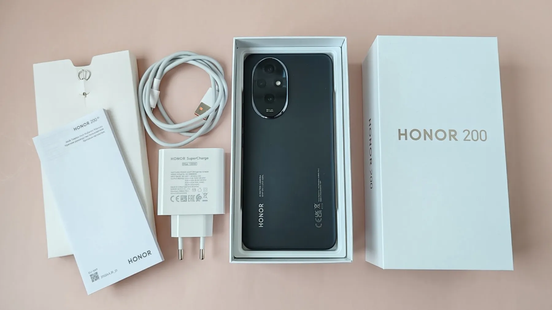 Смартфон Honor 200
