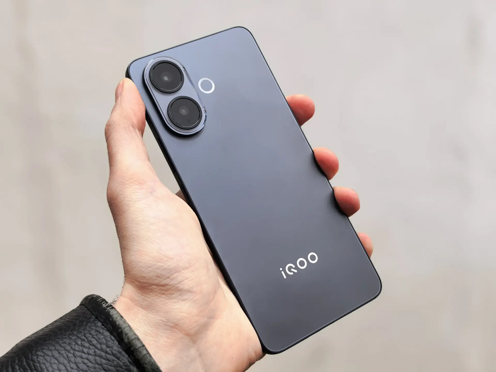Смартфон iQOO Z10R