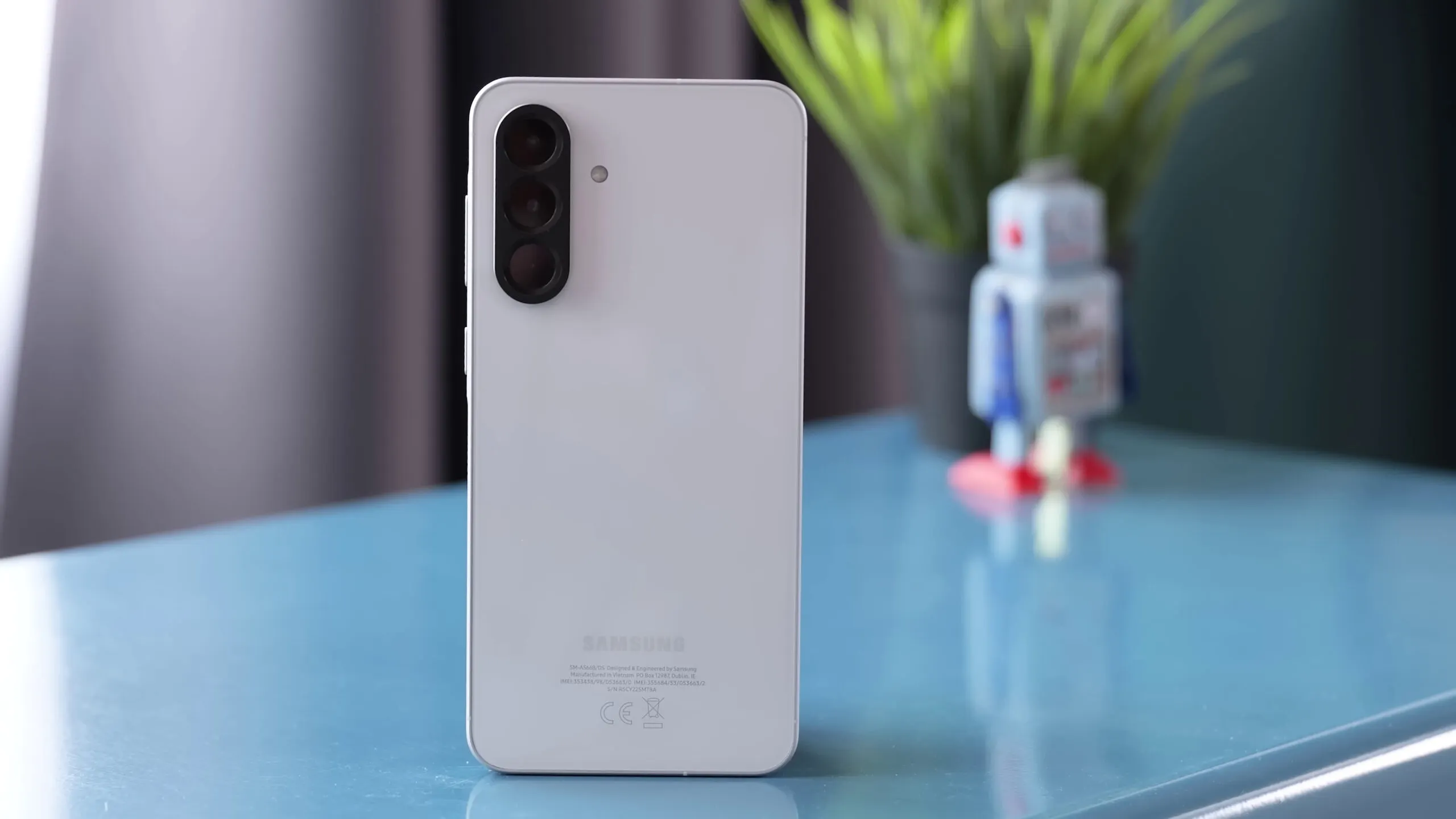 Samsung Galaxy A36 стоит меньше 20 тысяч рублей. Брать или нет?