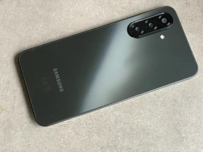 Samsung Galaxy A17
