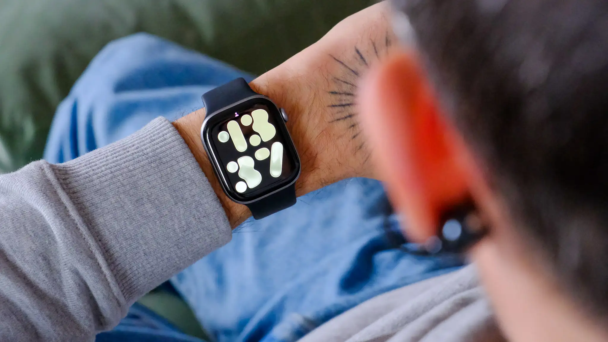 5 самых сбалансированных моделей смарт-часов. Среди них — Samsung Galaxy и Apple Watch