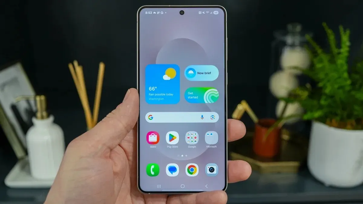 5 компактных флагманов, которые нужно брать весной 2026 года. От народного Xiaomi Poco до свежего Vivo