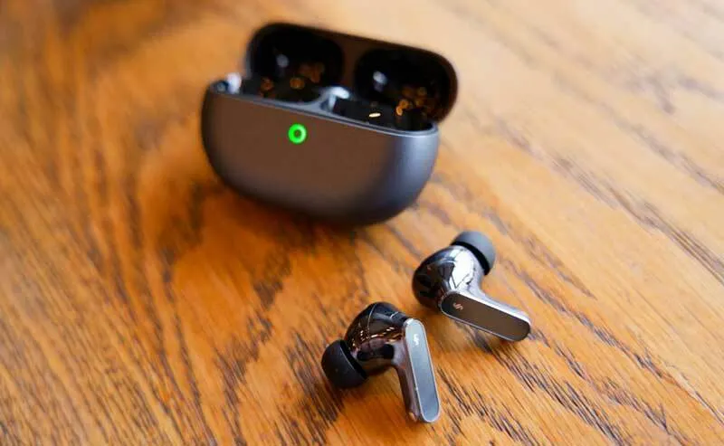 Флагманские наушники Huawei отдают с неплохой скидкой. Это настоящие убийцы AirPods Pro 