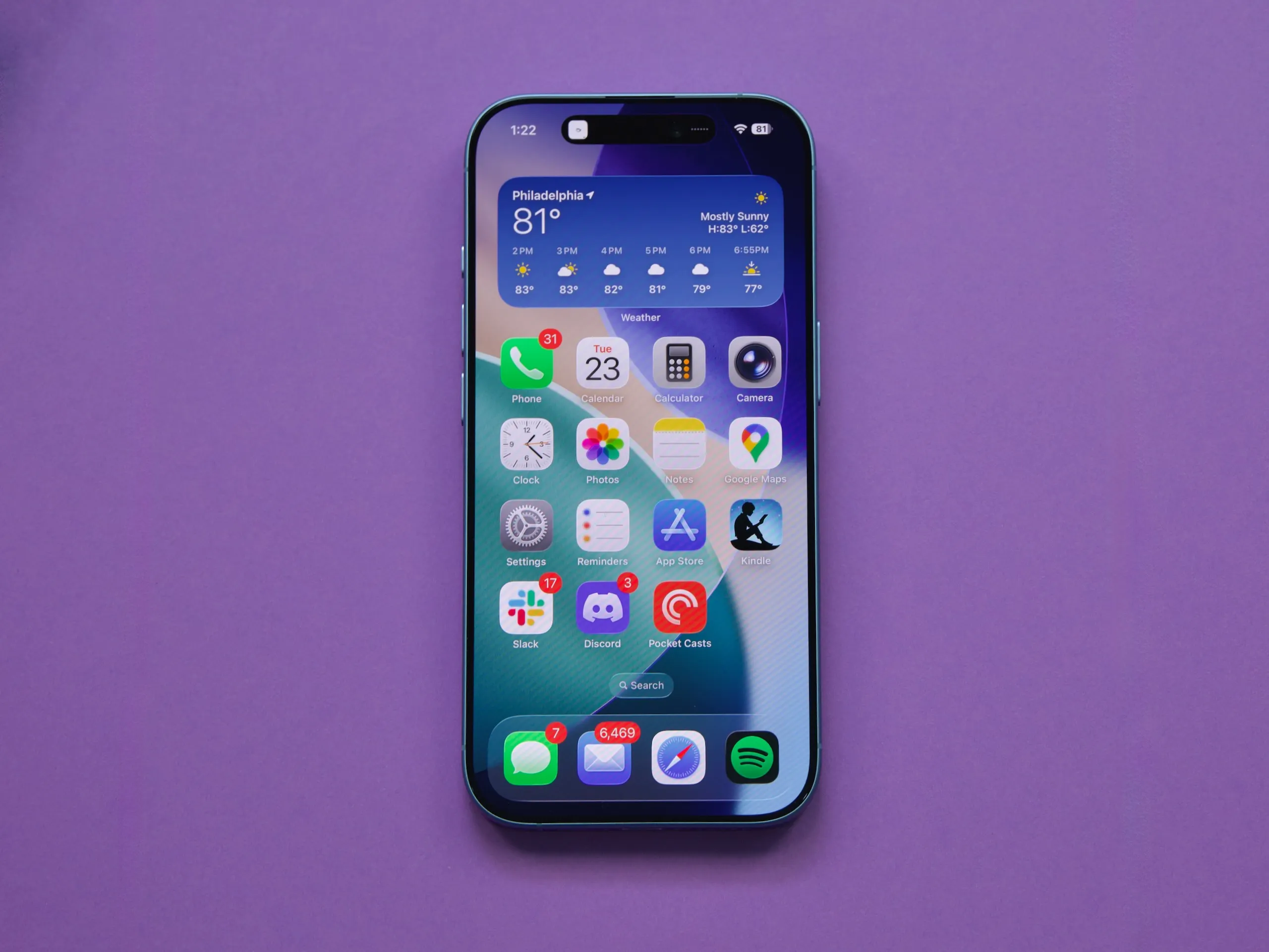 Этот iPhone — идеальный выбор в 2026 году. Мы знаем, где его лучше взять 