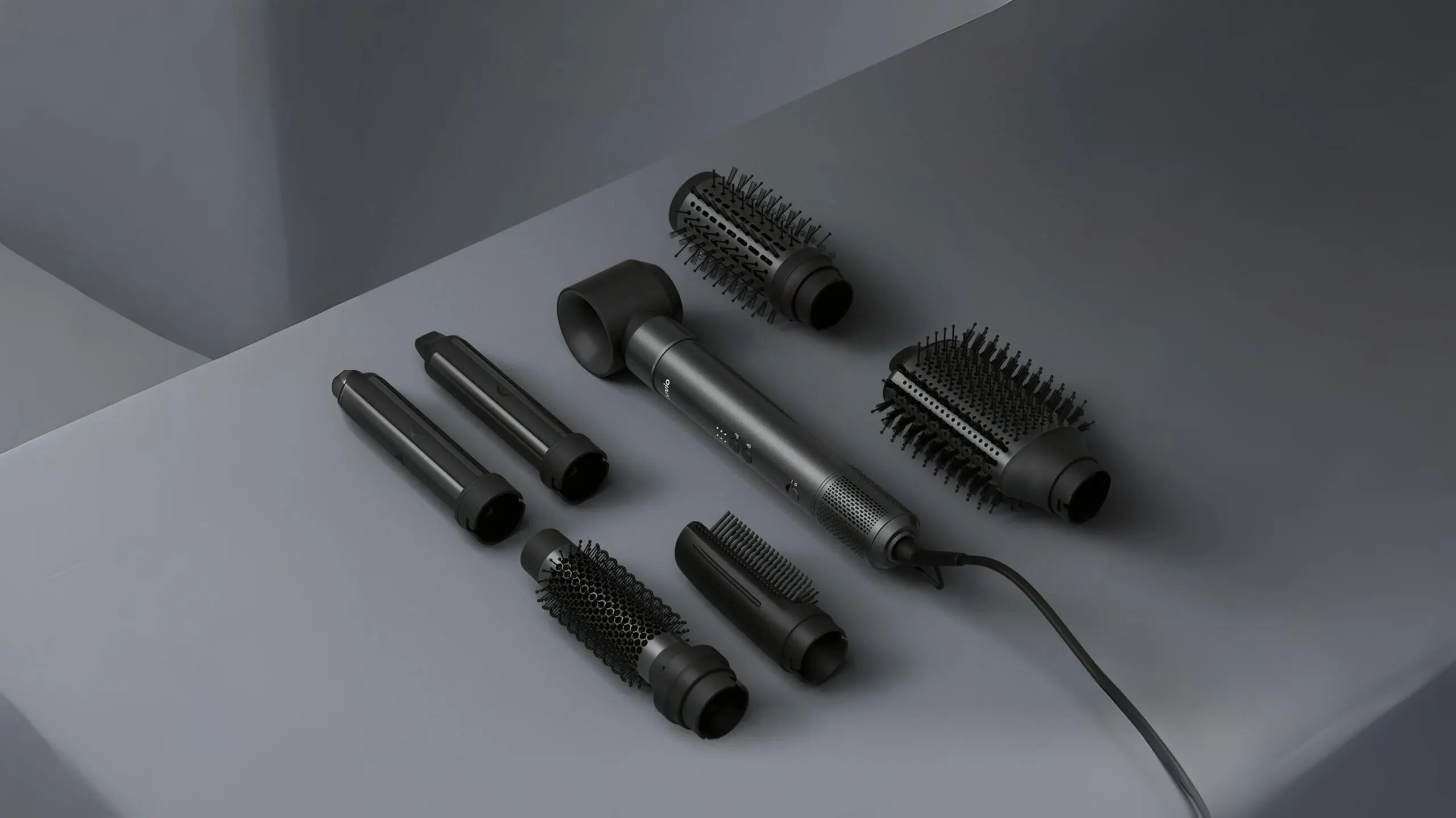 У Яндекса вышел конкурент для Dyson. Новый стайлер с огромным комплектом сливают со скидкой перед 8 Марта