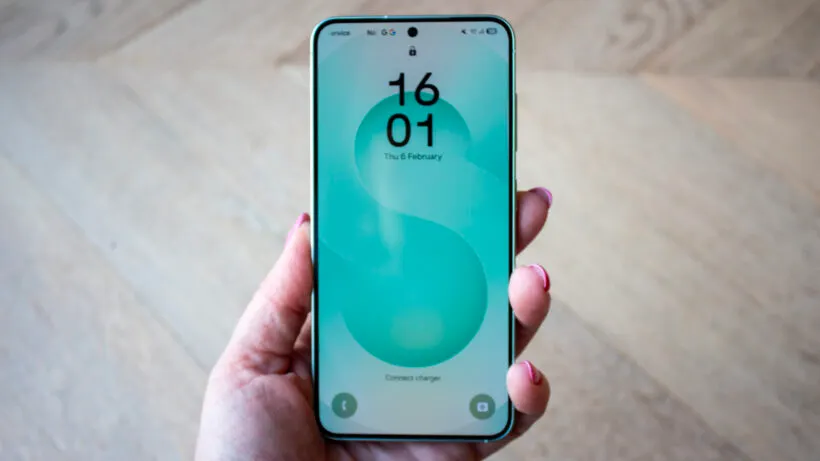 3 смартфона, которые я бы взял вместо нового iPhone 17e. От топового Samsung Galaxy до камерофона Google Pixel