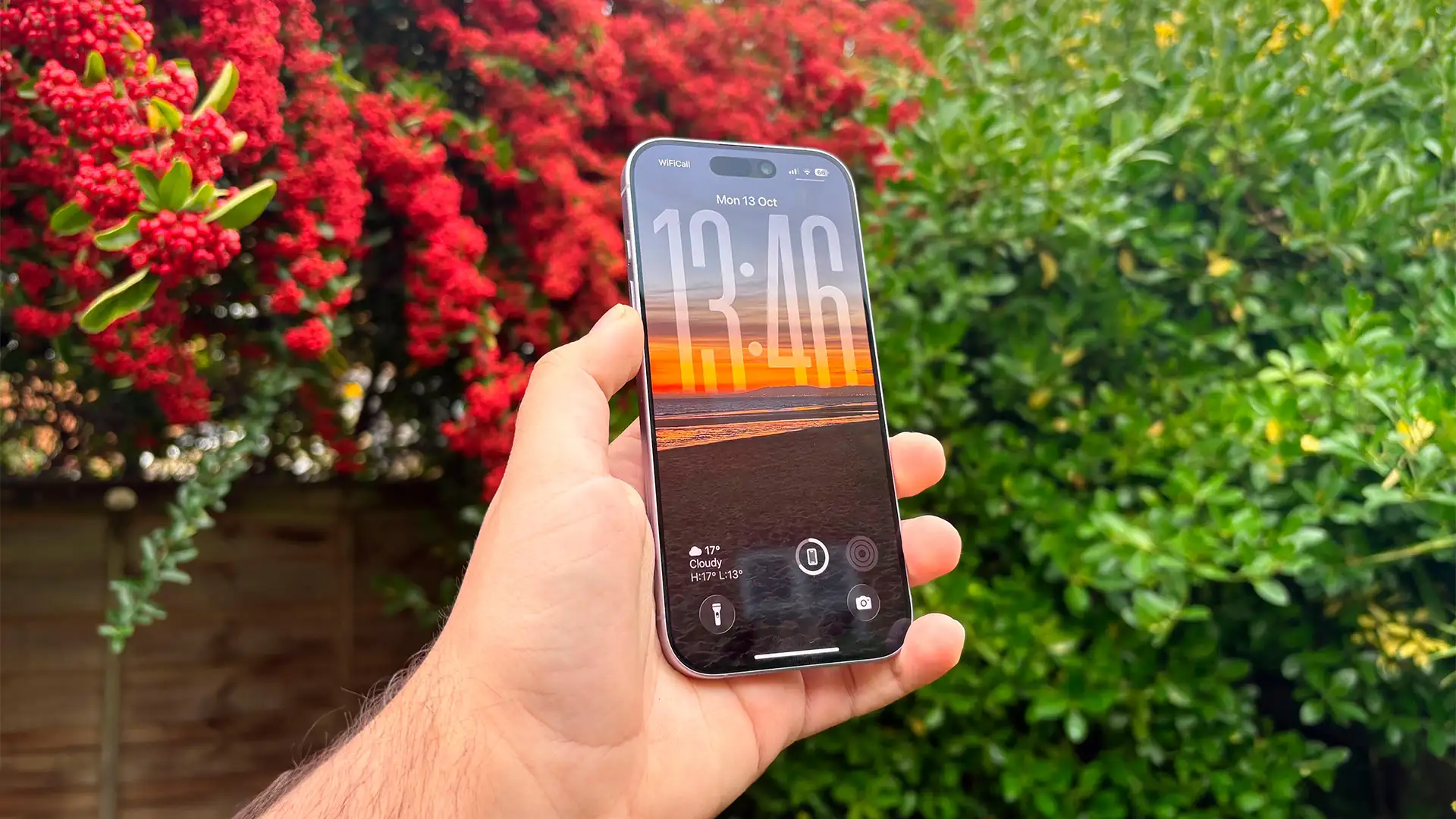 iPhone 17 еще можно приобрести по минимальной цене. Хватаем, пока он не подорожал
