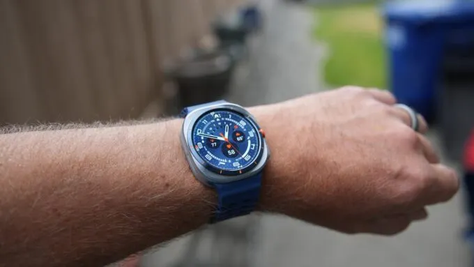 Samsung Galaxy Watch Ultra (2025)