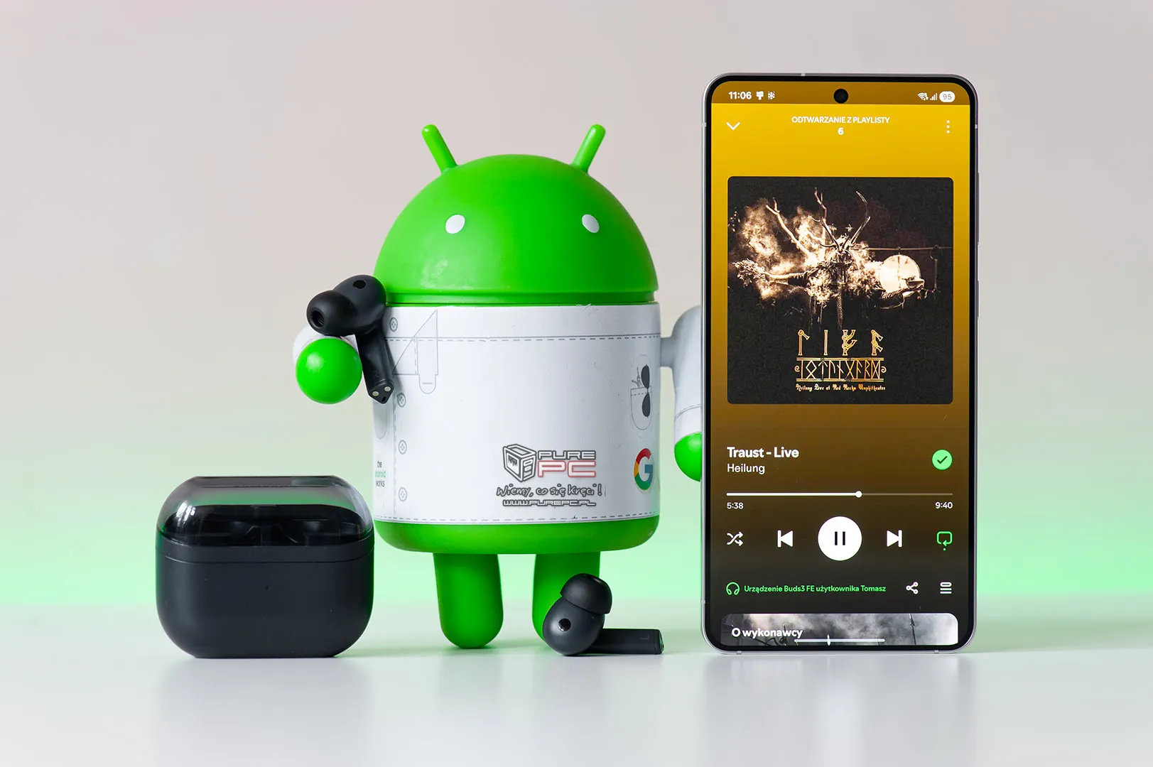 5 недорогих, но крутых гаджетов Samsung. Гид для поклонников бренда