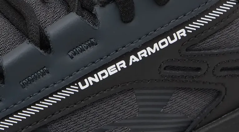 Беговые кроссовки из США обесценились на Яндекс Маркете. Шикарный выбор для спортсменов