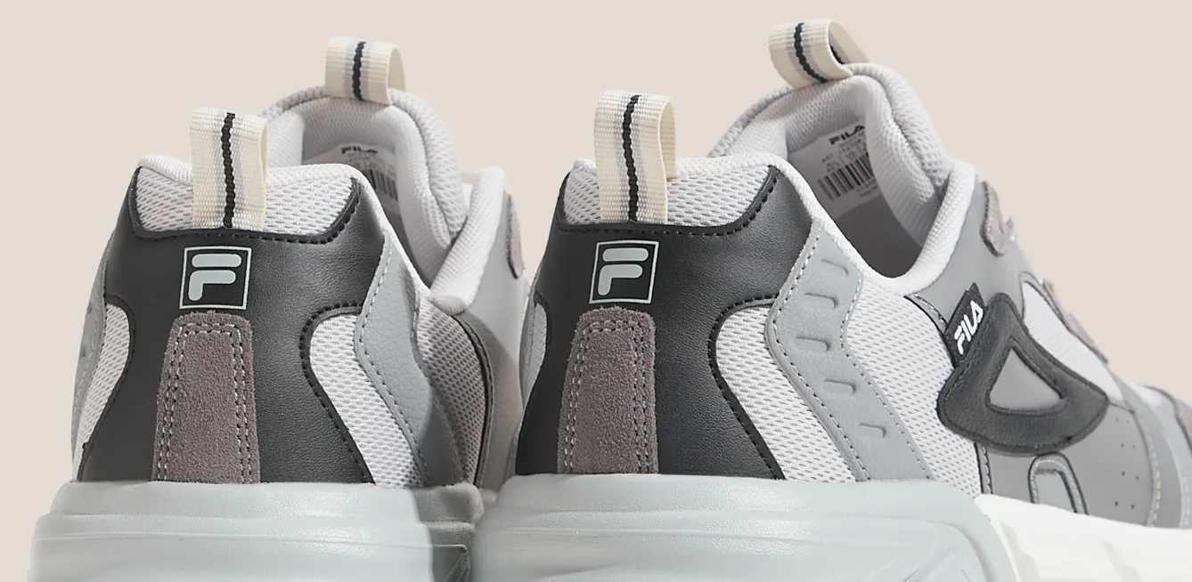 Кроссовки от итальянского бренда дешевеют на Маркете. Теперь стоят меньше 7 тысяч