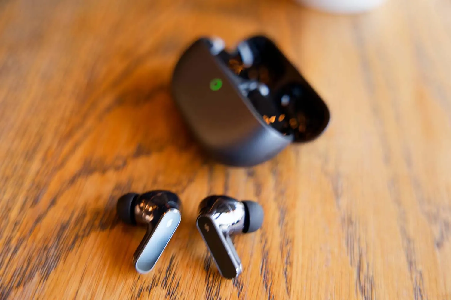 Флагманские наушники Huawei рухнули в цене. Теперь их точно стоит брать 